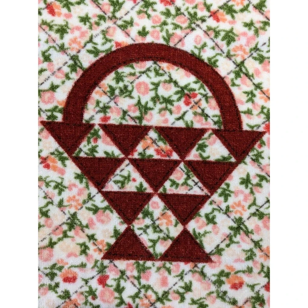 Vintage 80s Wamsutta Heritage Cotton Bath Towel w/Basket Quilt Floral Fringe